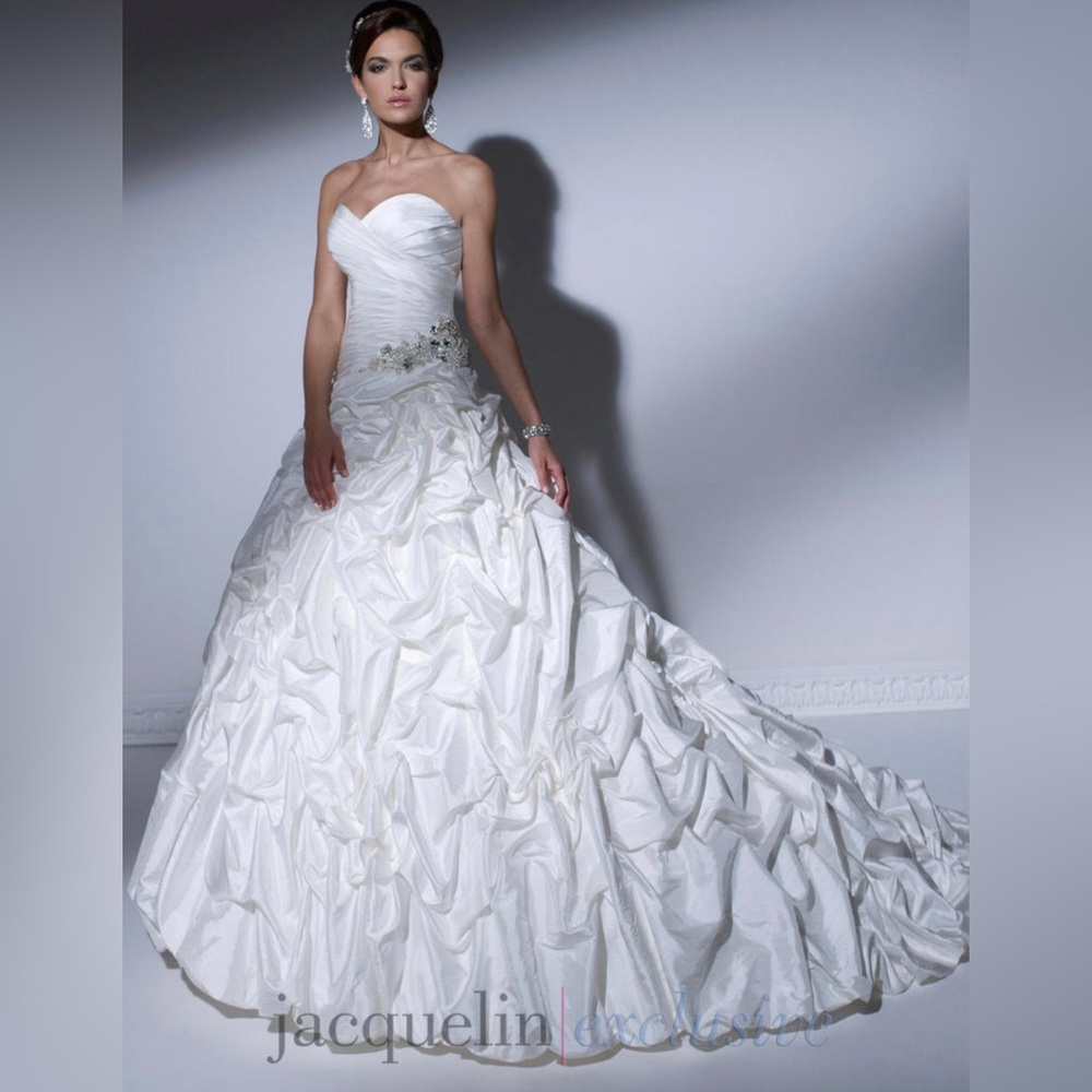 NWT Jacqueline Exclusive Wedding Dress
